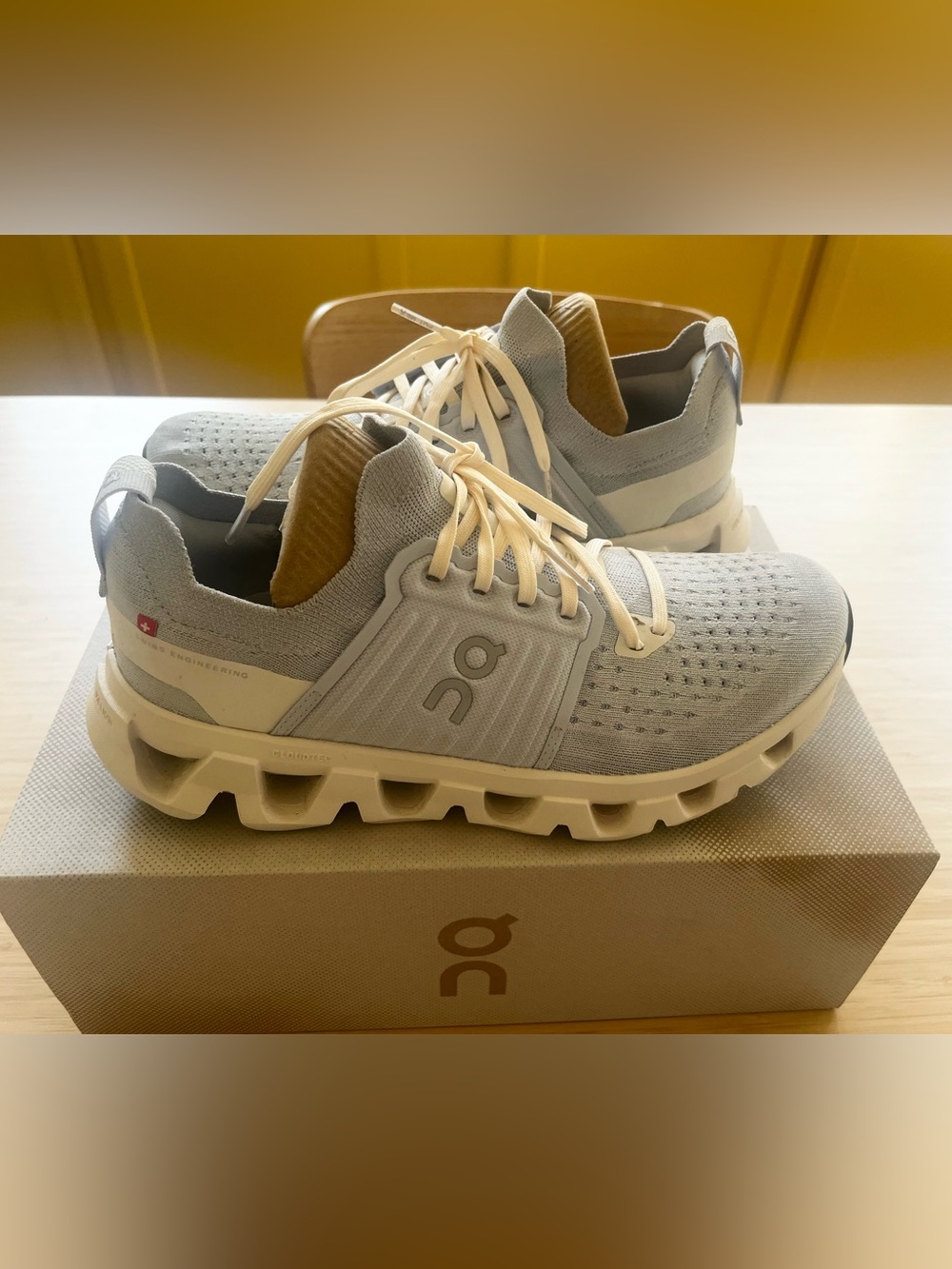 On Running Women’s Sneakers in Light Blue and Cream